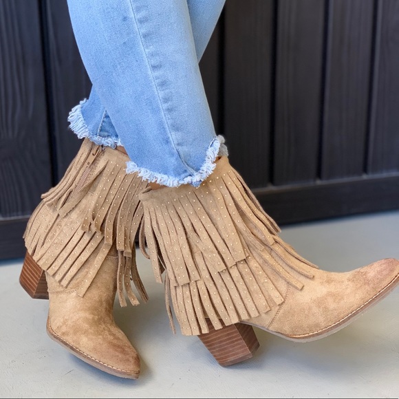 NIB Leather Tan Western Fringe Stud Stitched Boot - Picture 4 of 8